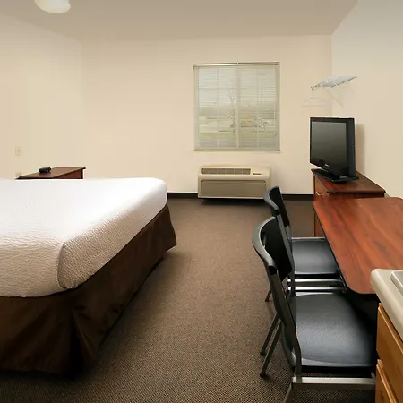 Woodspring Suites Columbus North I-270